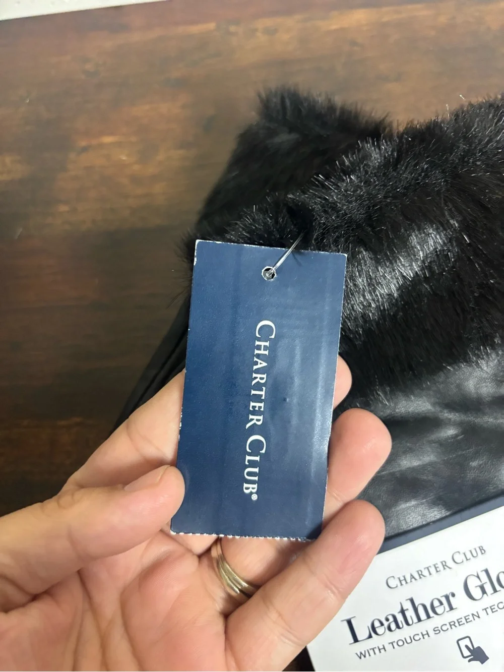 NWT Charter Club Black Leather Touchscreen Gloves Faux Fur Cuff M